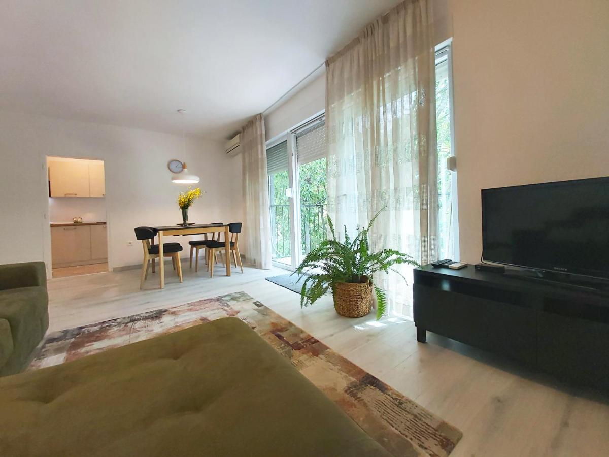 Green City Point Apartment Pula Exterior photo